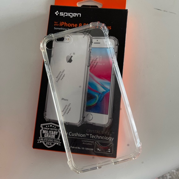 Spigen iPhone 8 Plus/7 Plus clear case - Picture 2 of 5